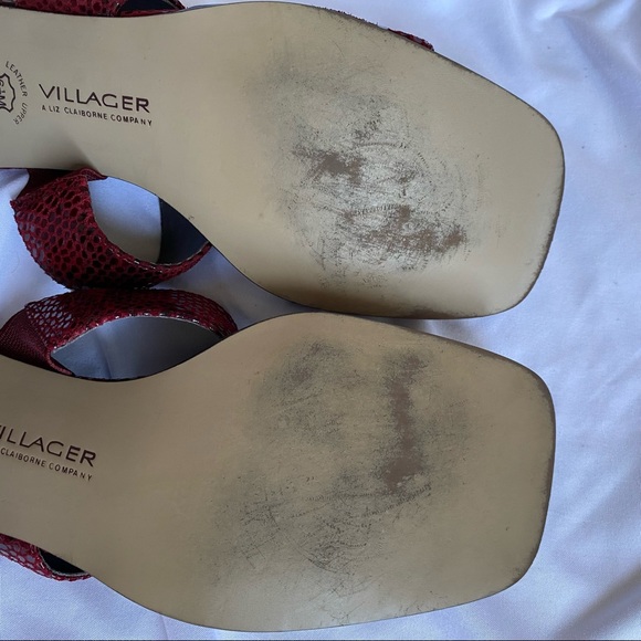 VILLAGER A LIZ CLAIBORNE COMPANY Santina Snakeskin Square Toe Sandal Red 6.5 - Picture 12 of 14